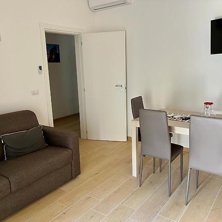 Appartamenti Villa Miramare Rimini Ngoại thất bức ảnh