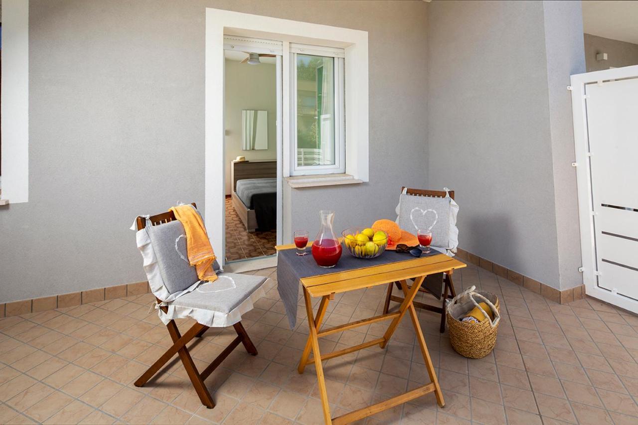 Appartamenti Villa Miramare Rimini Ngoại thất bức ảnh