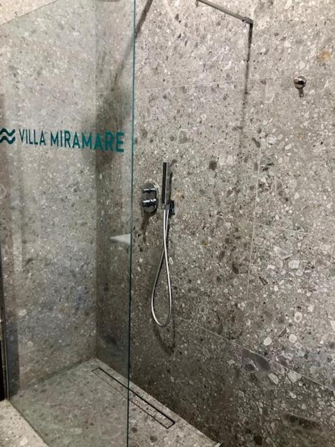 Appartamenti Villa Miramare Rimini Ngoại thất bức ảnh